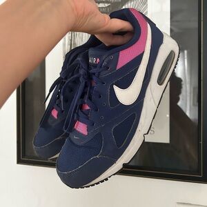 Nike Air Max Sneakers